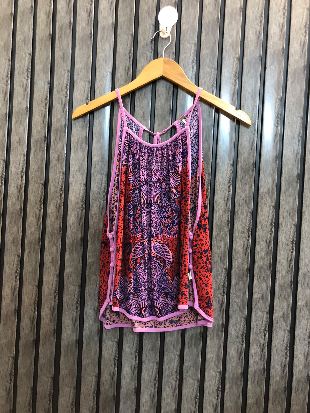 Chest 21  Length 20  Fabric rayon Exclusive Women's Sleeveless Tops Collection