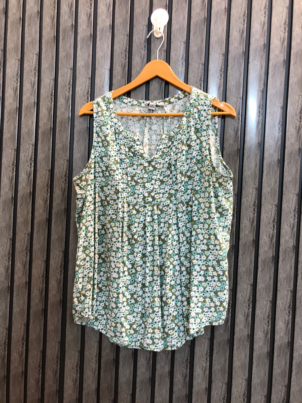 Chest 21  Length 26  Fabric linen Women's Sleeveless Tops for Every Occasion