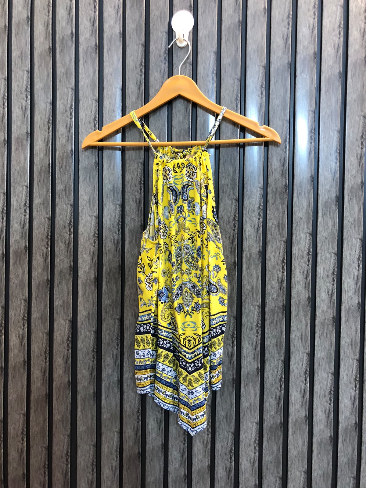 Chest 16 Lenght 25  Fabric linen Western Brand Women's Sleeveless Tops Collection