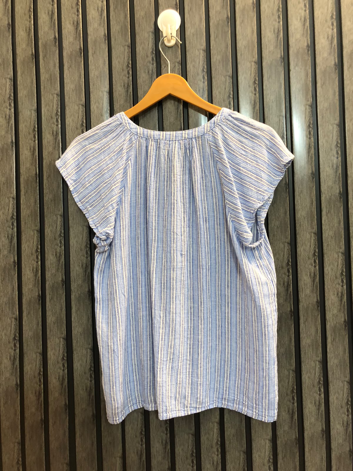 Chest 18  Lenght 22  Fabric Cotton Women's Slim Fit Sleeveless Tops