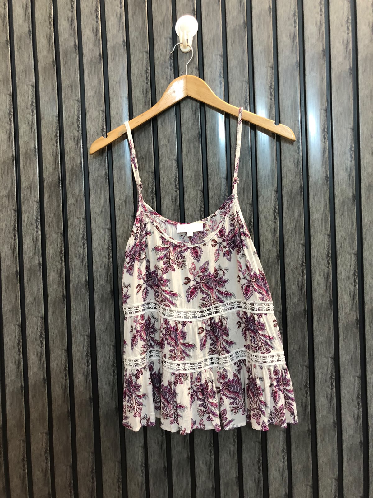 Chest 17  Lenght 20  Fabric Cotton Designer Western Sleeveless Tops