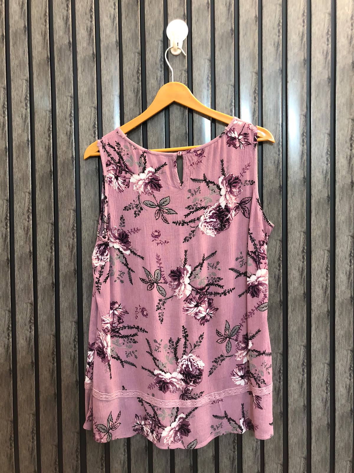 Chest 20  Lenght 27  Fabric Linen Western Brand Fashion Tops for Women