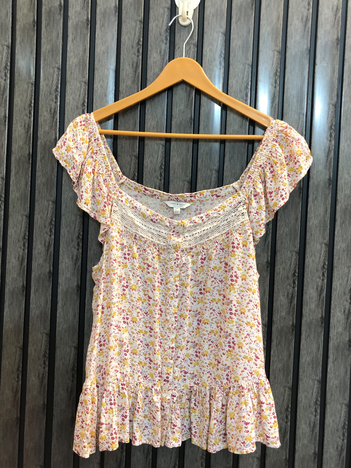 Chest 20  Lenght 22  Fabric Rayon Women's Everyday Fashion Sleeveless Tops