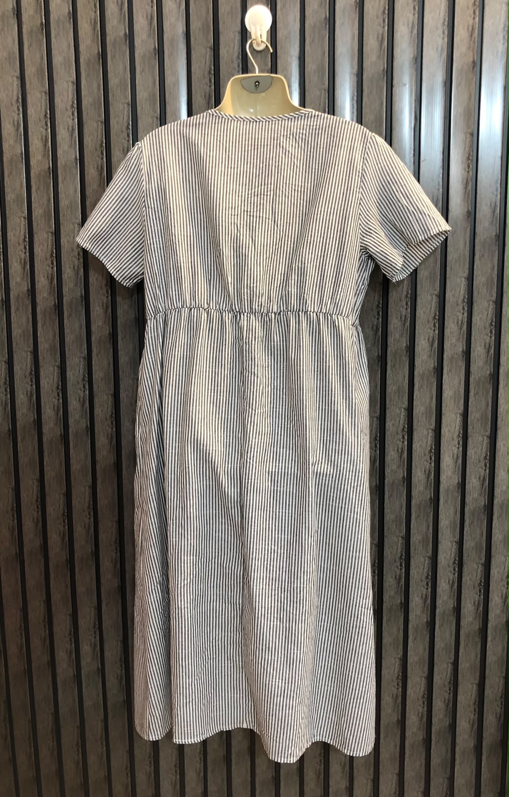 Chest 20  Lenght 41  Fabric cotton silk Classic Maxi Dresses
