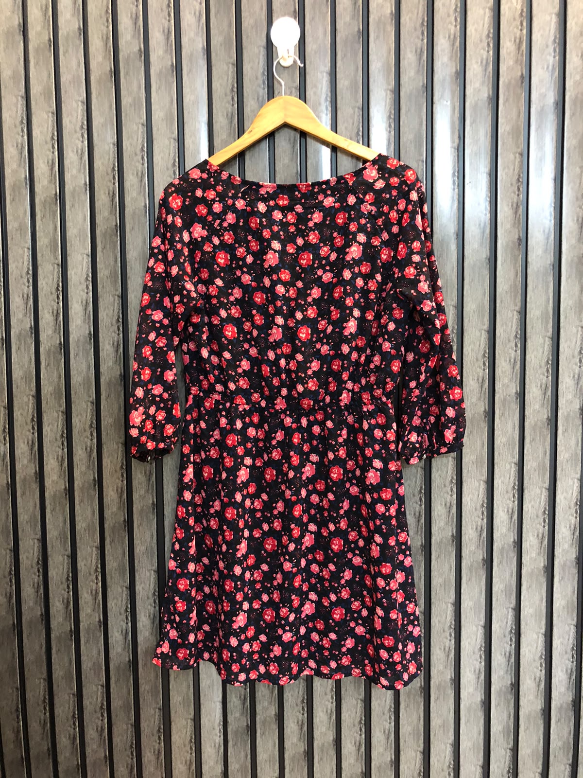 Chest 17  Lenght 32  Fabric silk Fashion Long Tops for Ladies