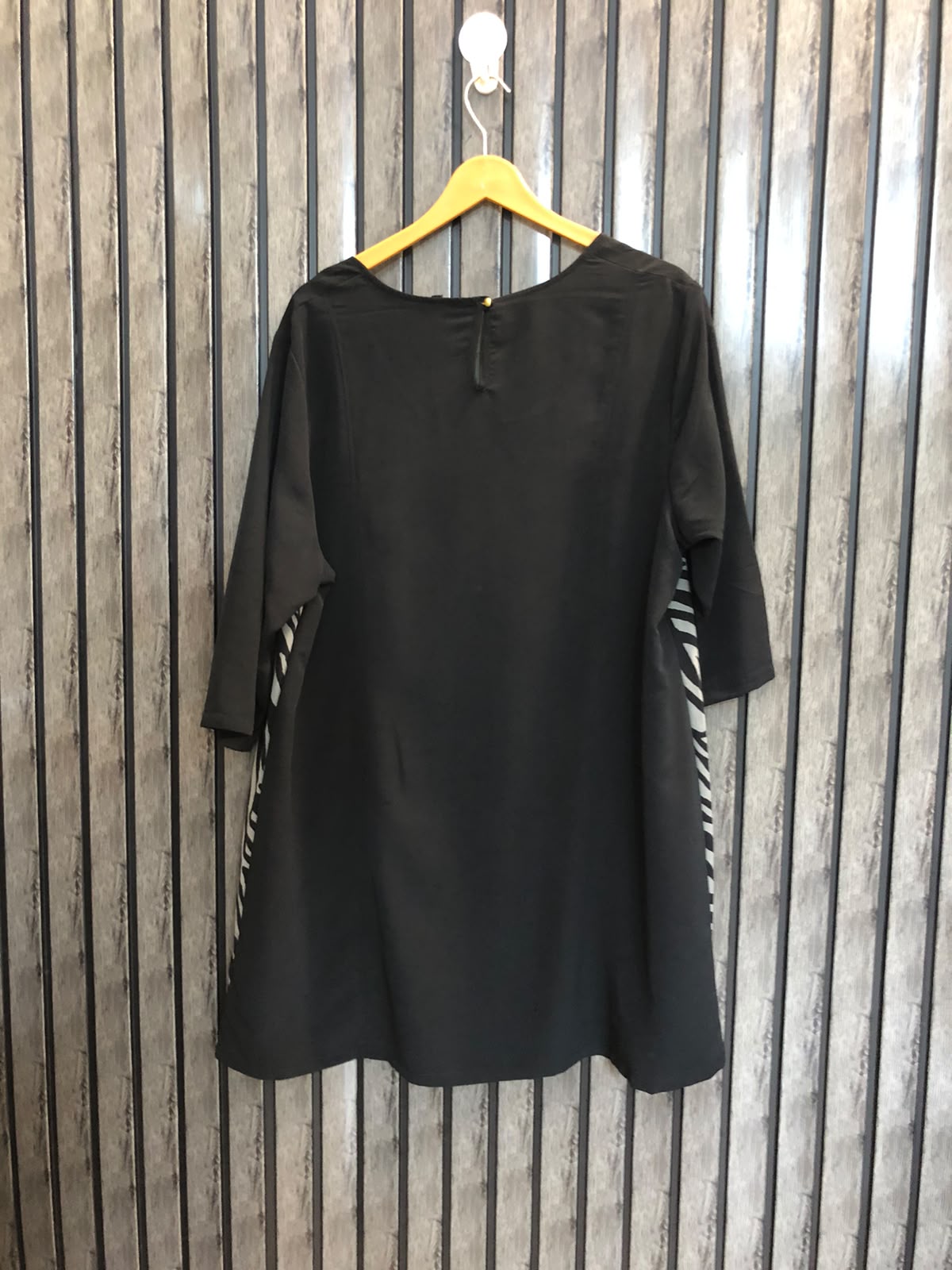 Chest 22  Lenght 33  Fabric Silk Western Tunic Tops