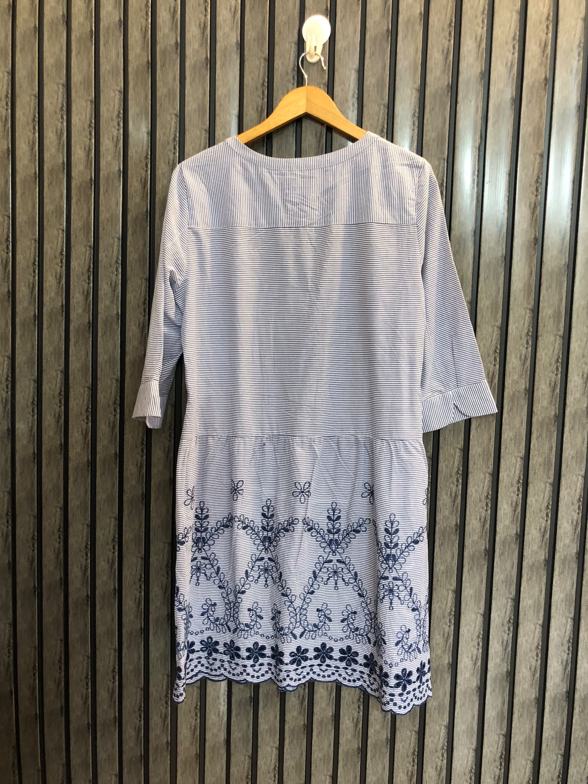 Chest 19  Lenght 37  Fabric Cotton Women's Long Top Boutique