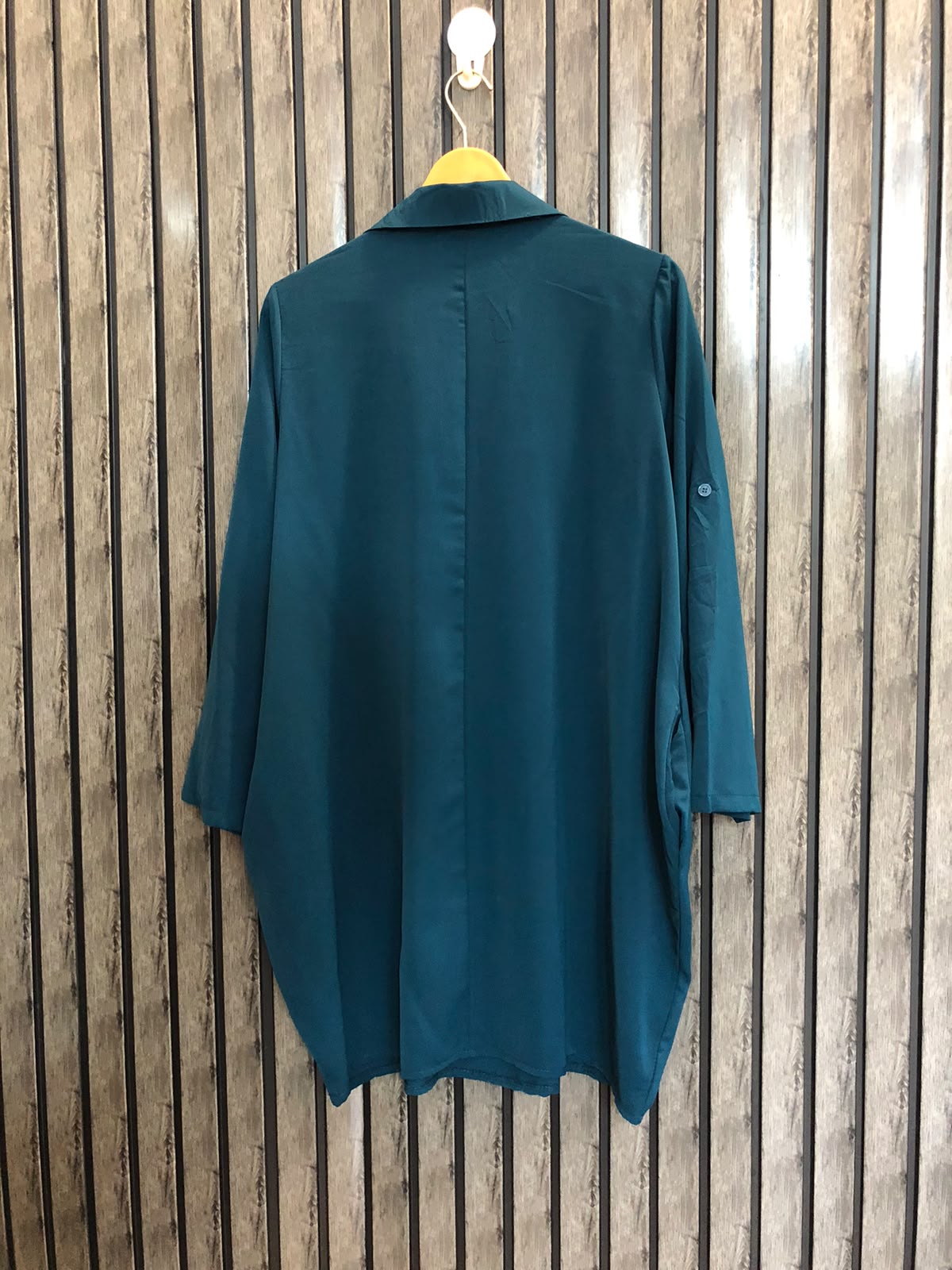 Chest 19  Lenght 32  Fabric Silk Best Women's Long Tops