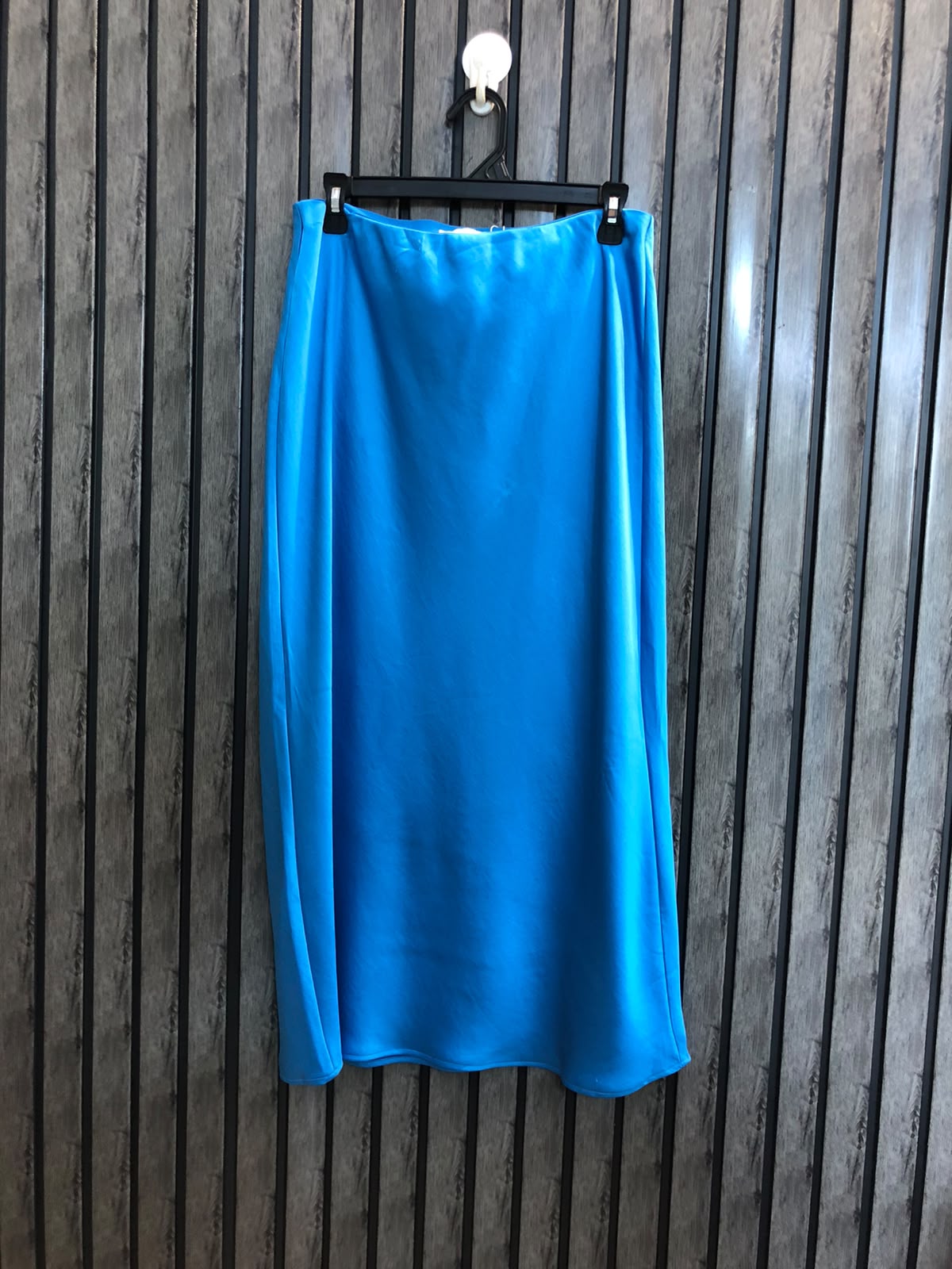 Waist 34  Length 33  Fabric Silk Stylish Western Skirts for Women