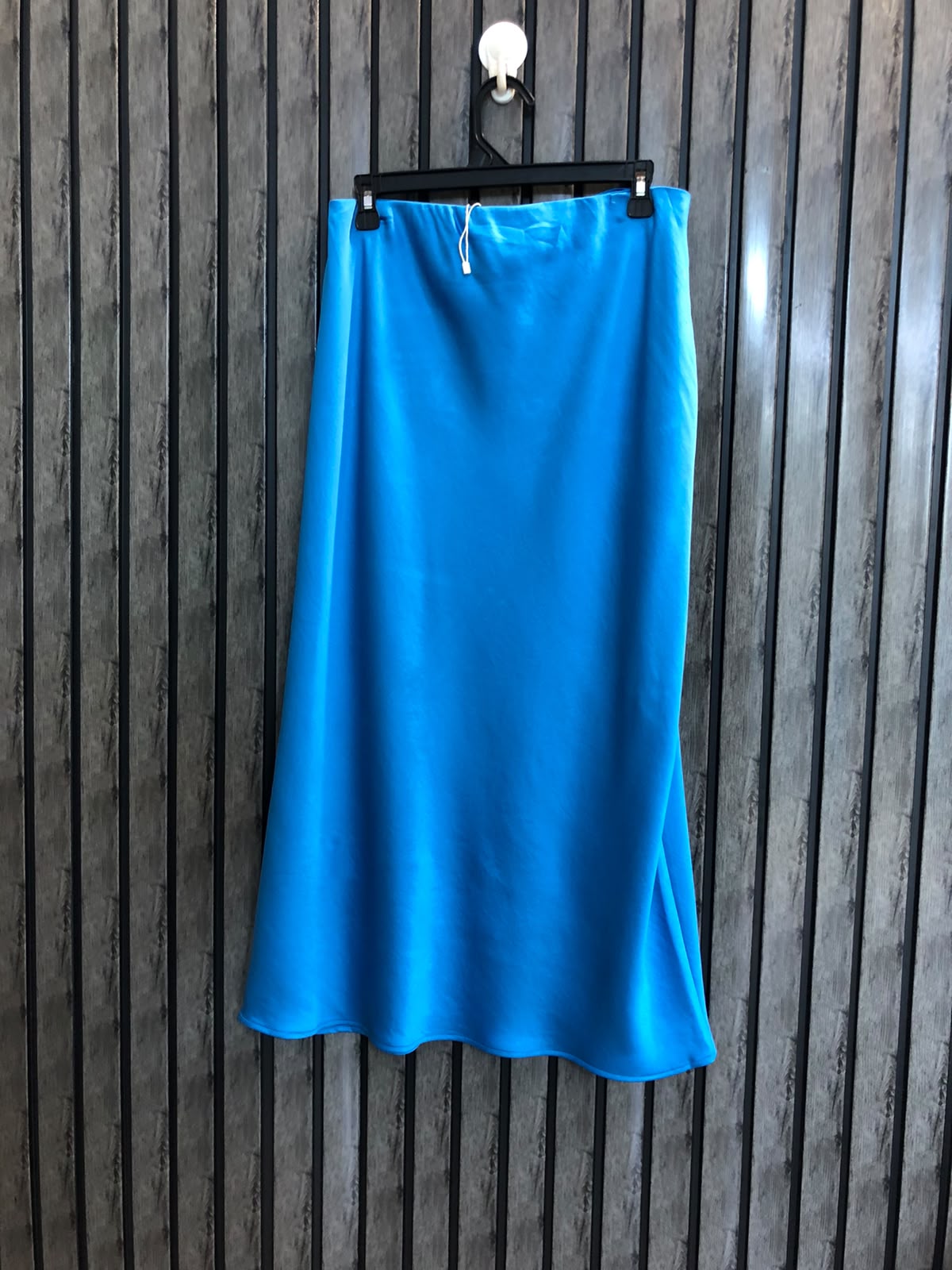Waist 34  Length 33  Fabric Silk Stylish Western Skirts for Women