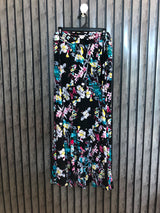 Waist 34  Length 39  Fabric Silk Jersey Imported Western Women's Skirts