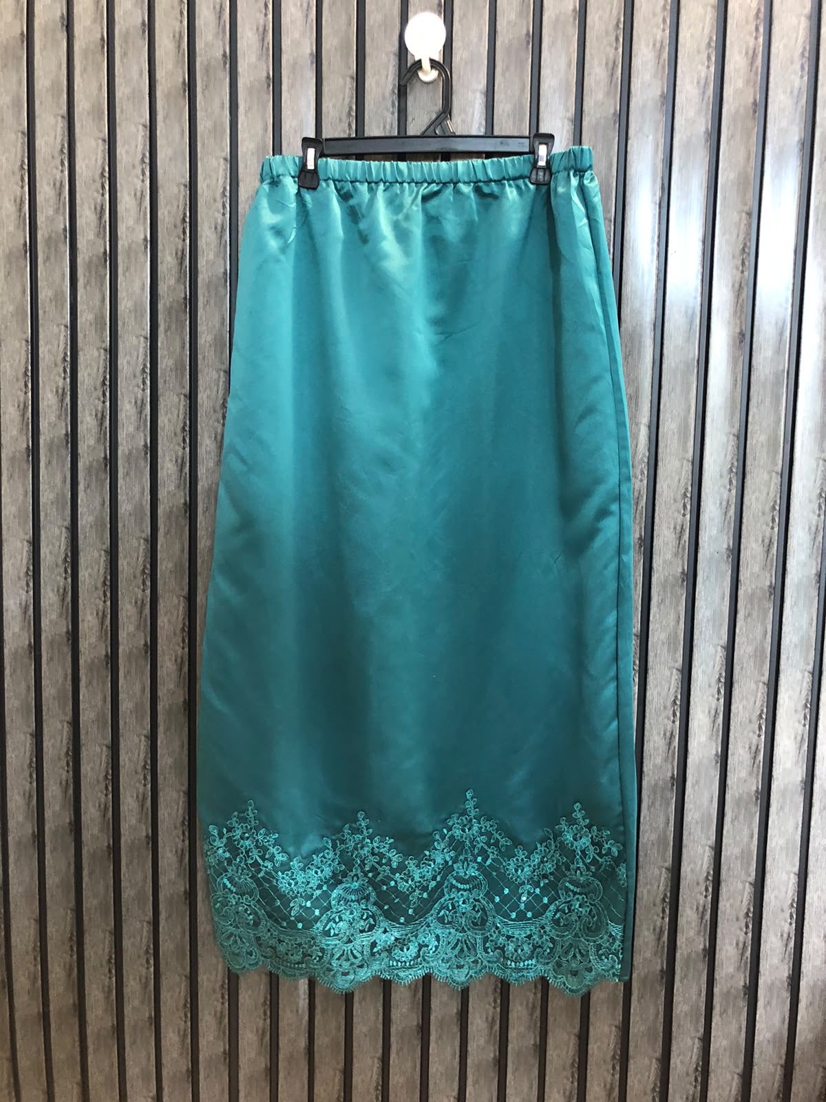 Waist 36  Length 39  Fabric Silk Party Wear Women's Western Skirts