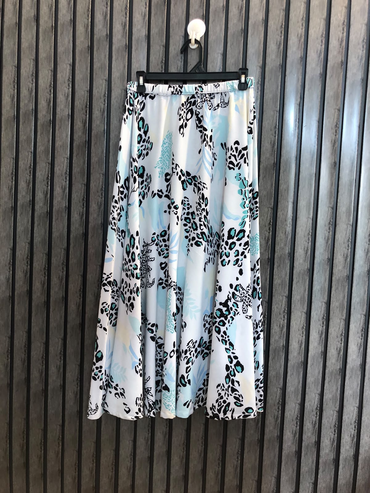 Waist 28  Length 34  Fabric Silk Branded Women's Western Skirts