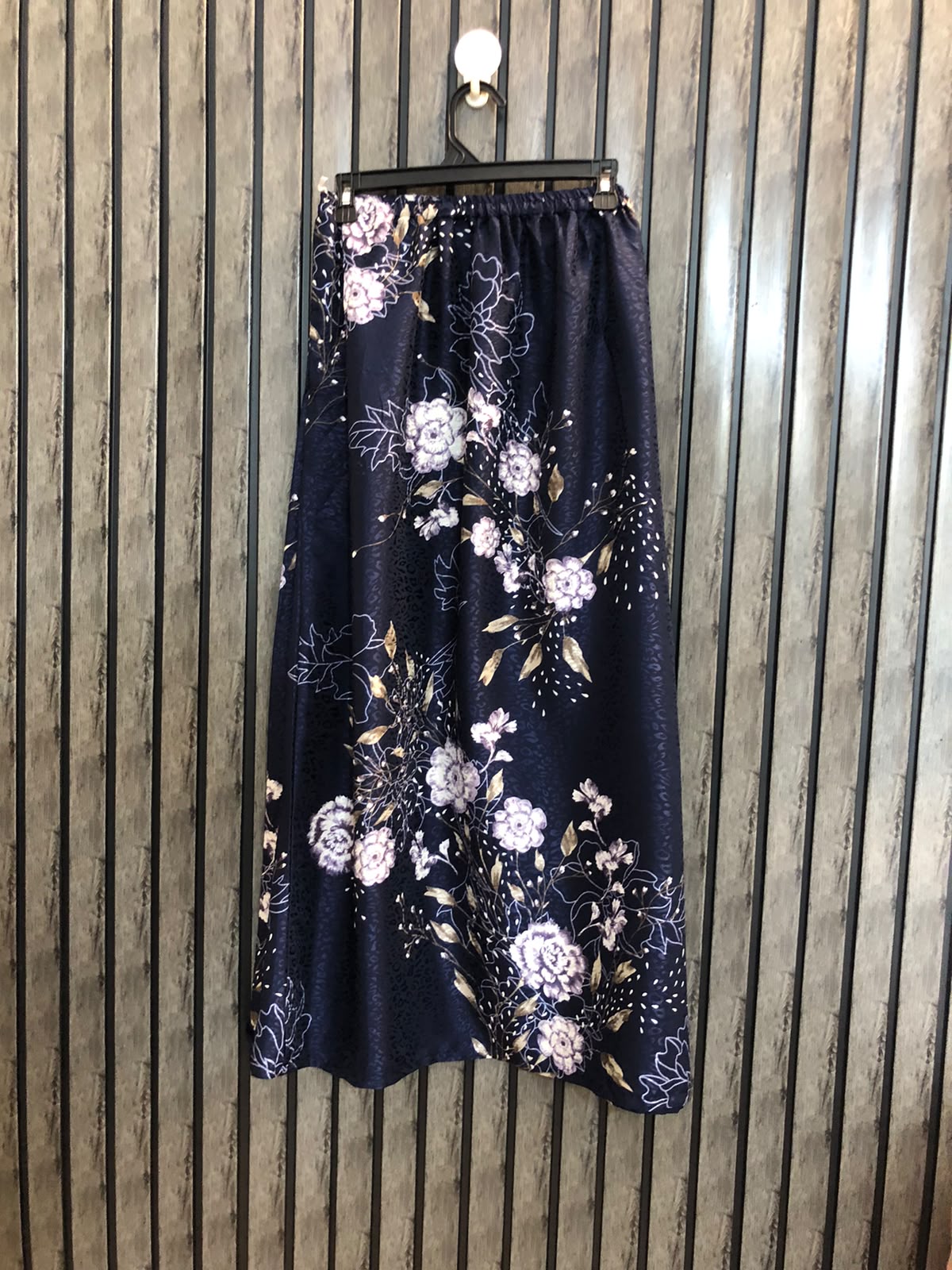 Waist 34  Length 37  Fabric Silk Western Skirts for Women