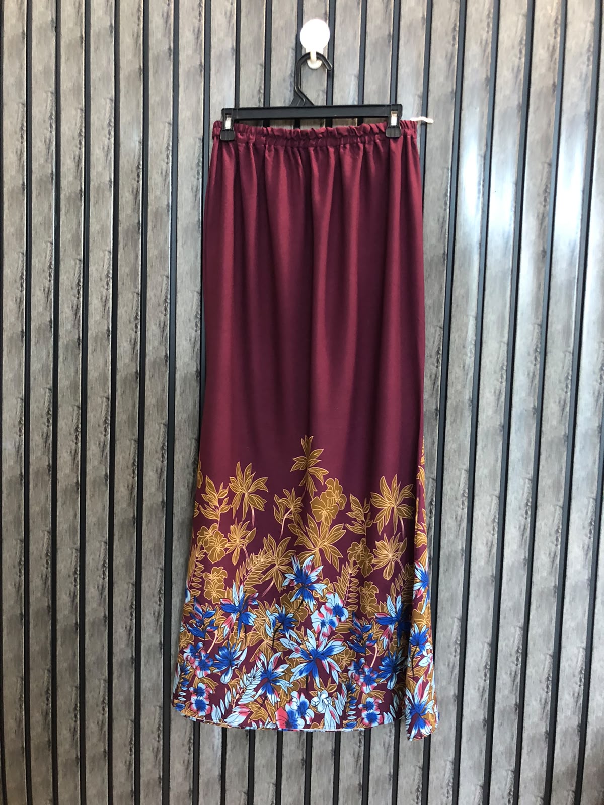 Waist 30  Length 40  Fabric Silk Fashion Skirts for Women