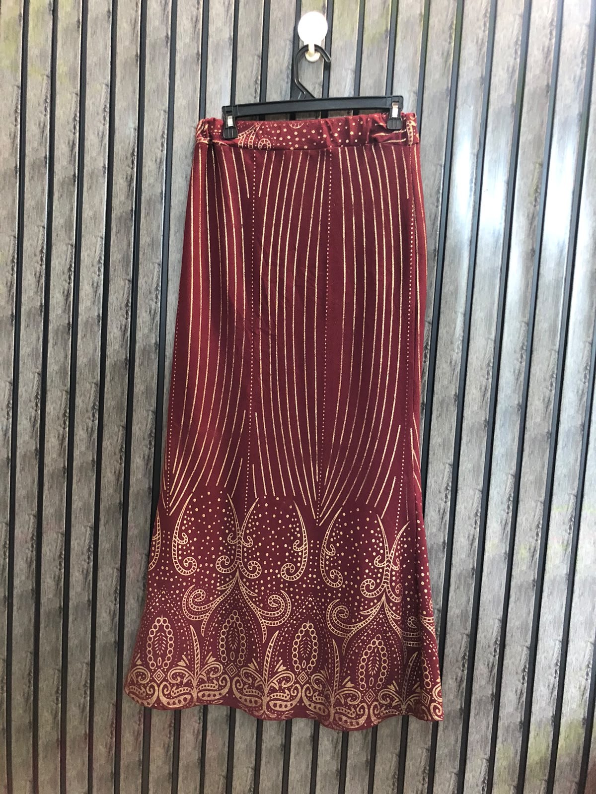 Waist 30  Length 40  Fabric Silk Western Fashion Skirts
