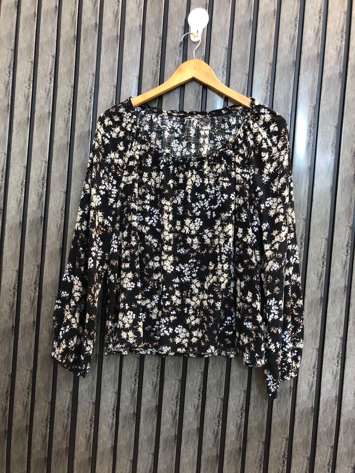 Chest 21  Lenght 21  Fabric cotton Women's Summer Full Sleeve Top