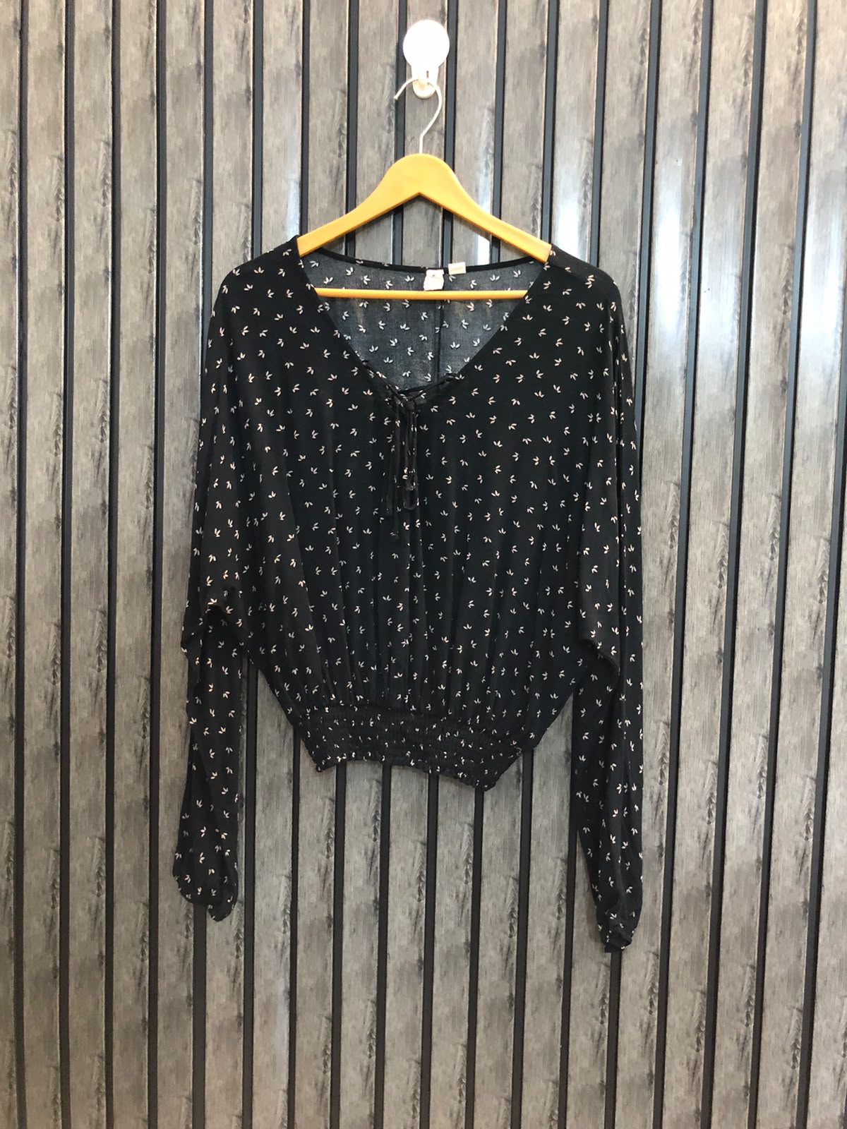 Chest 21  Lenght 20  Fabric rayon Modern Women's Full Sleeve Top