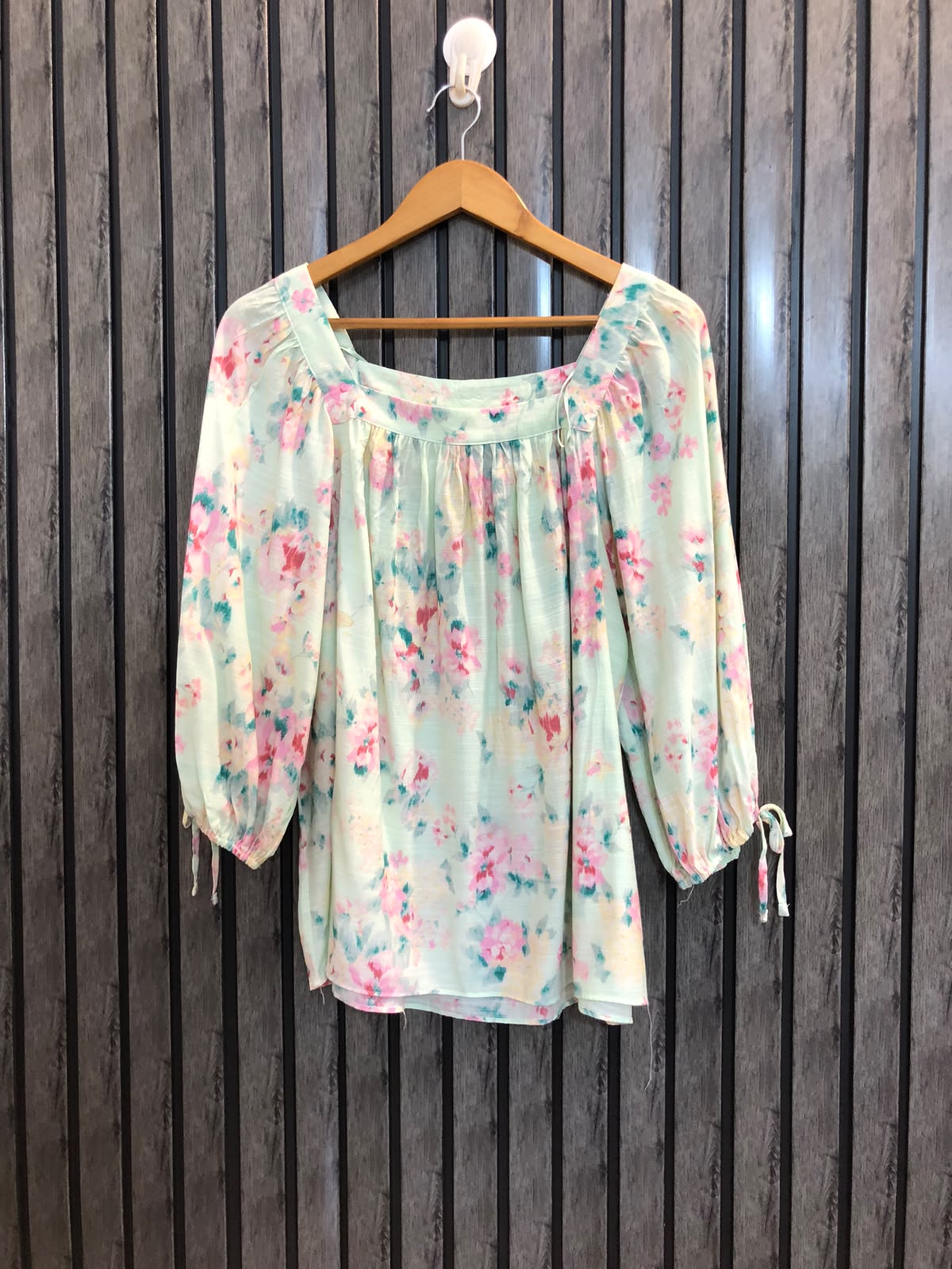 Chest 21  Lenght 22  Fabric cotton silk Women's Elegant Casual Top