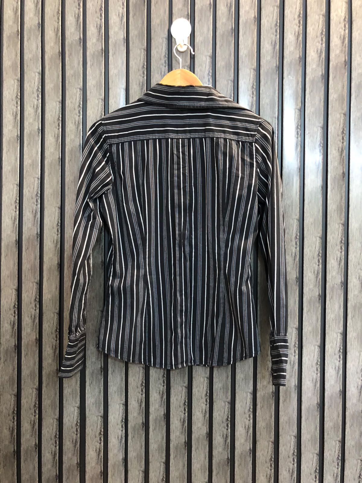 Chest 20  Length 23.5  Fabric Cotton Silk Women's Fashion Casual Top