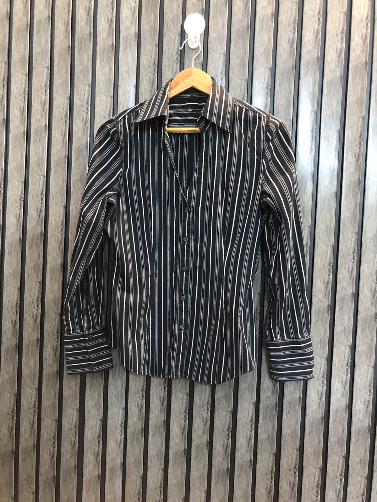 Chest 20  Length 23.5  Fabric Cotton Silk Women's Fashion Casual Top