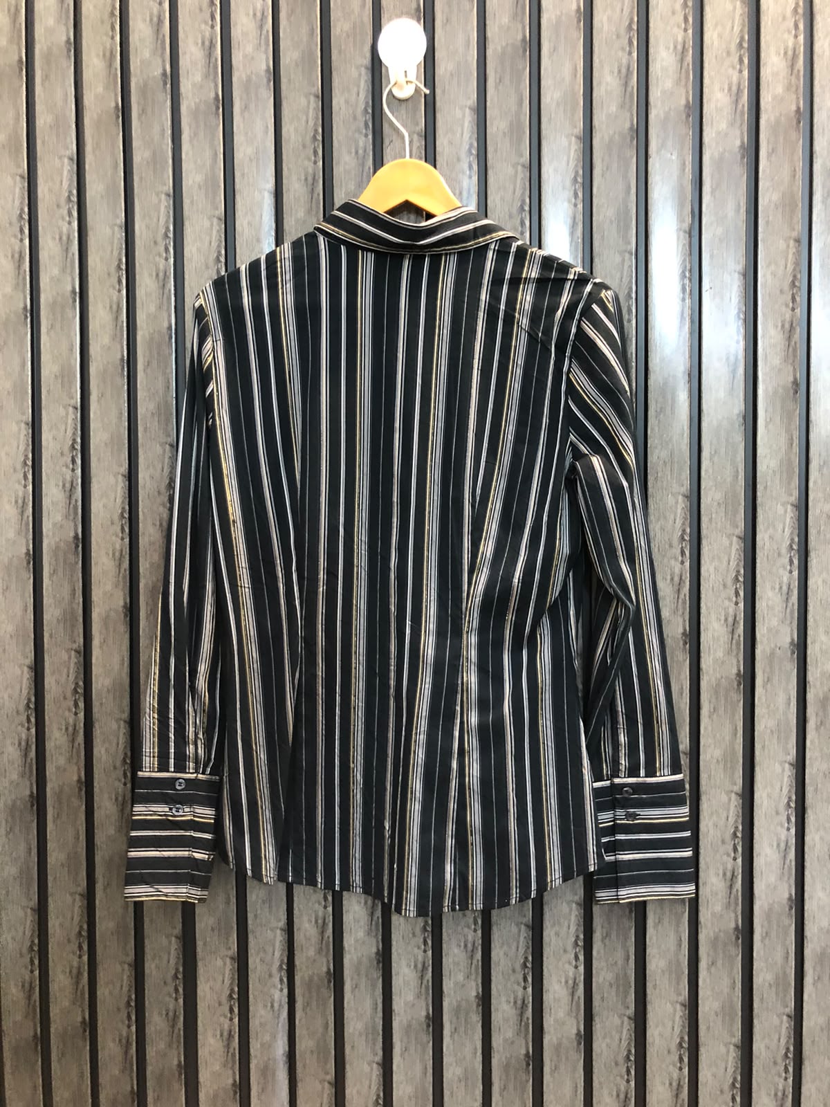 Chest 20  Length 23.5  Fabric Cotton Silk Women's Full Sleeve Casual Top