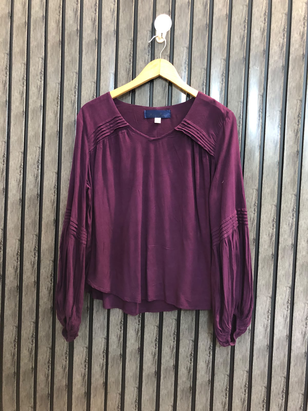Chest 22  Length 21  Fabric Rayon Women's Everyday Summer Top