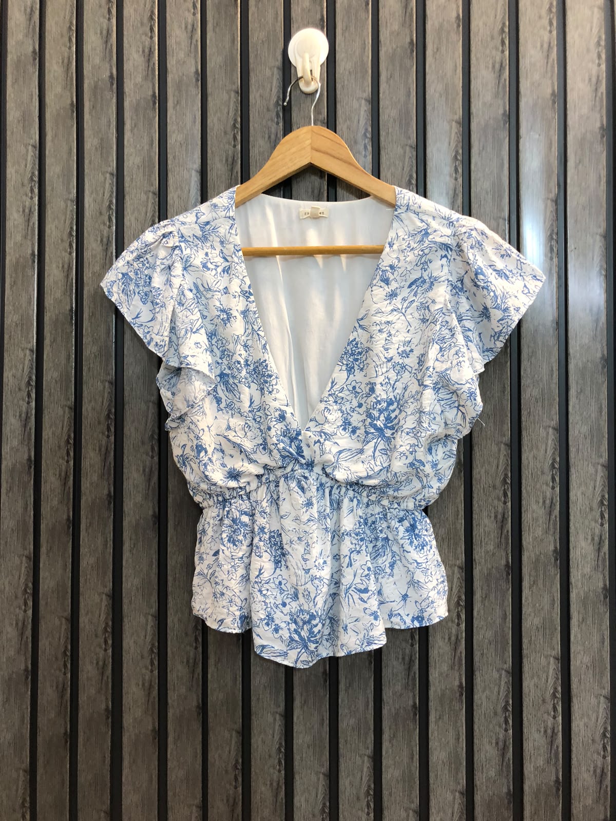 Chest 17  Lenght 17  Fabric linen Western Wear Women's Half Sleeve Tops