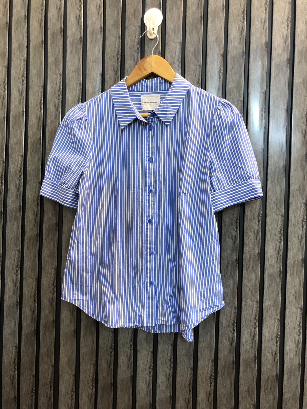 Chest 19  Lenght 22 to 23  Fabric cotton silk Women's Half Sleeve Top
