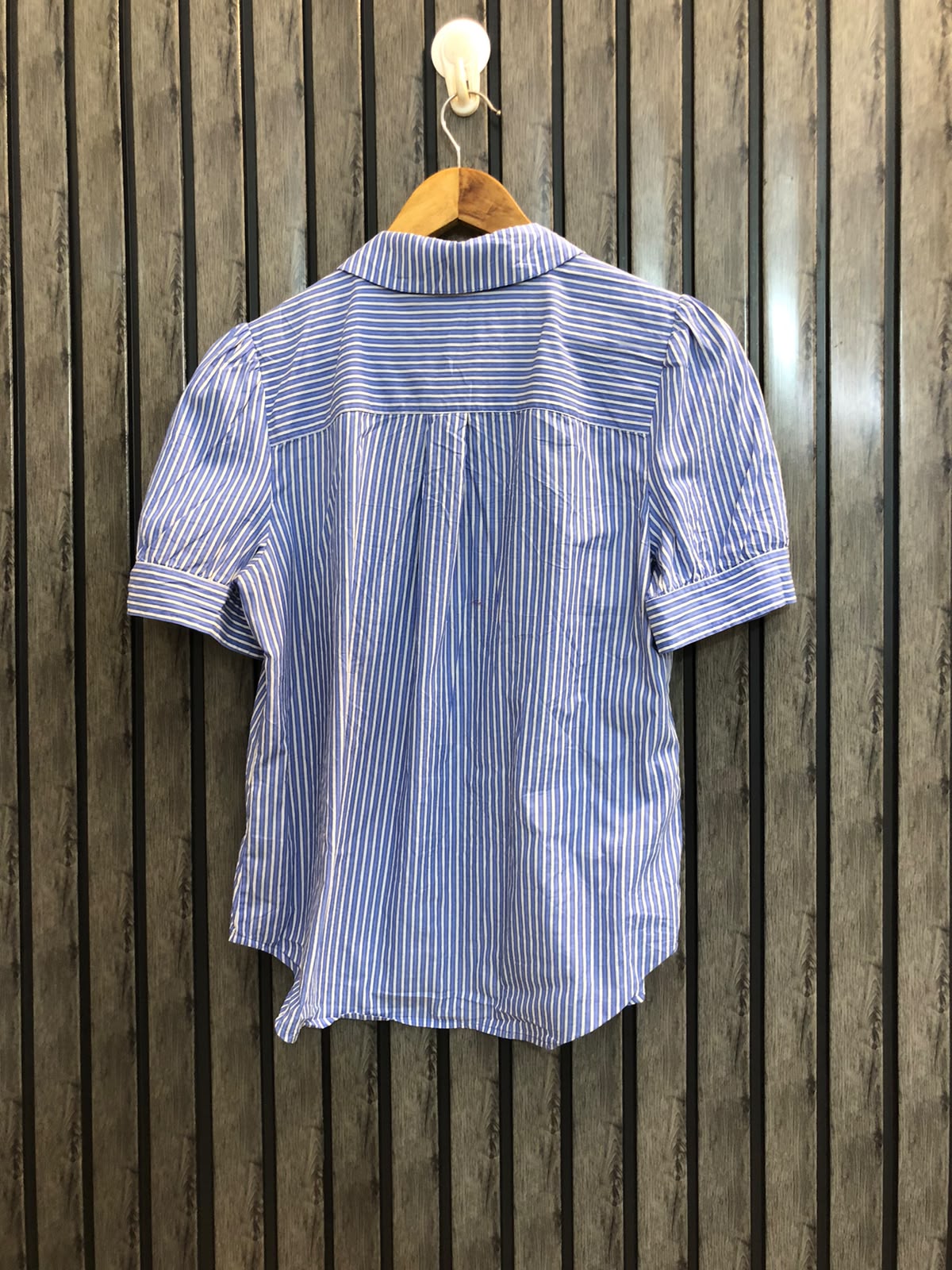 Chest 19  Lenght 22 to 23  Fabric cotton silk Women's Half Sleeve Top