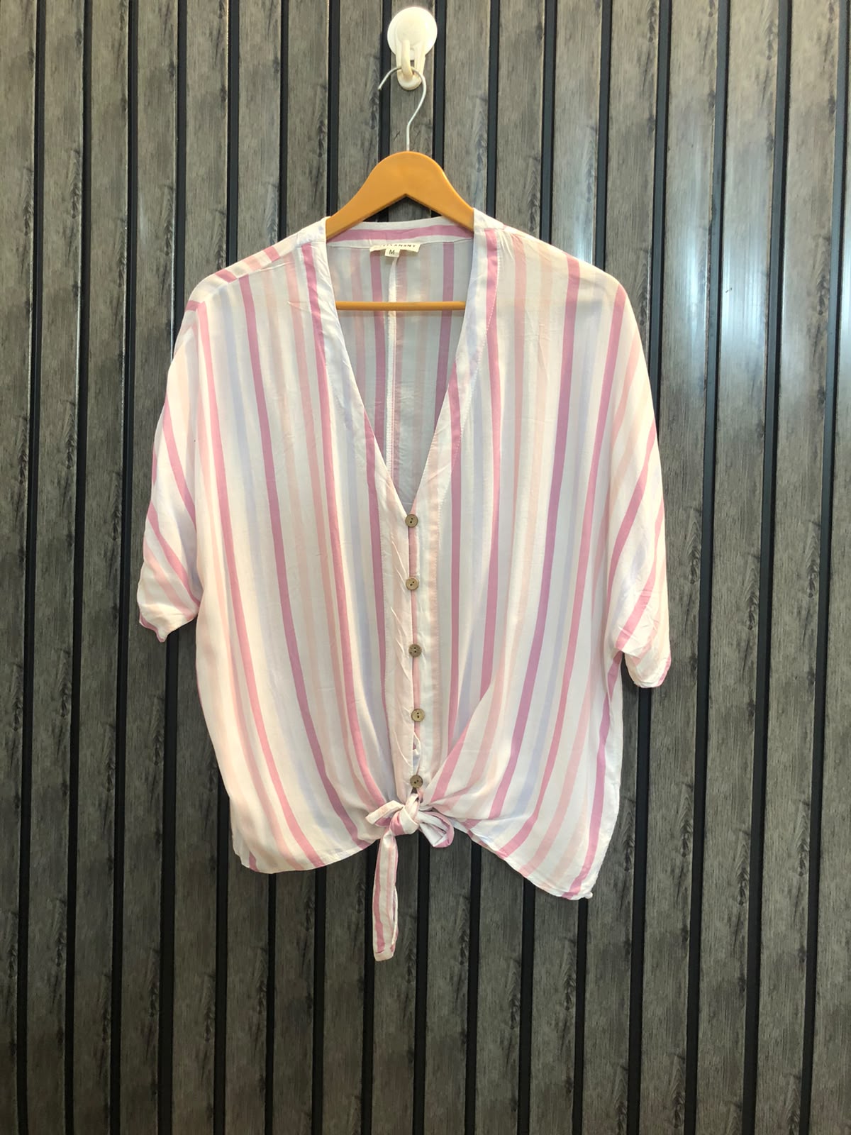 Chest medium  baggy style  Lenght 21  Fabric linen Women's Half Sleeve Top