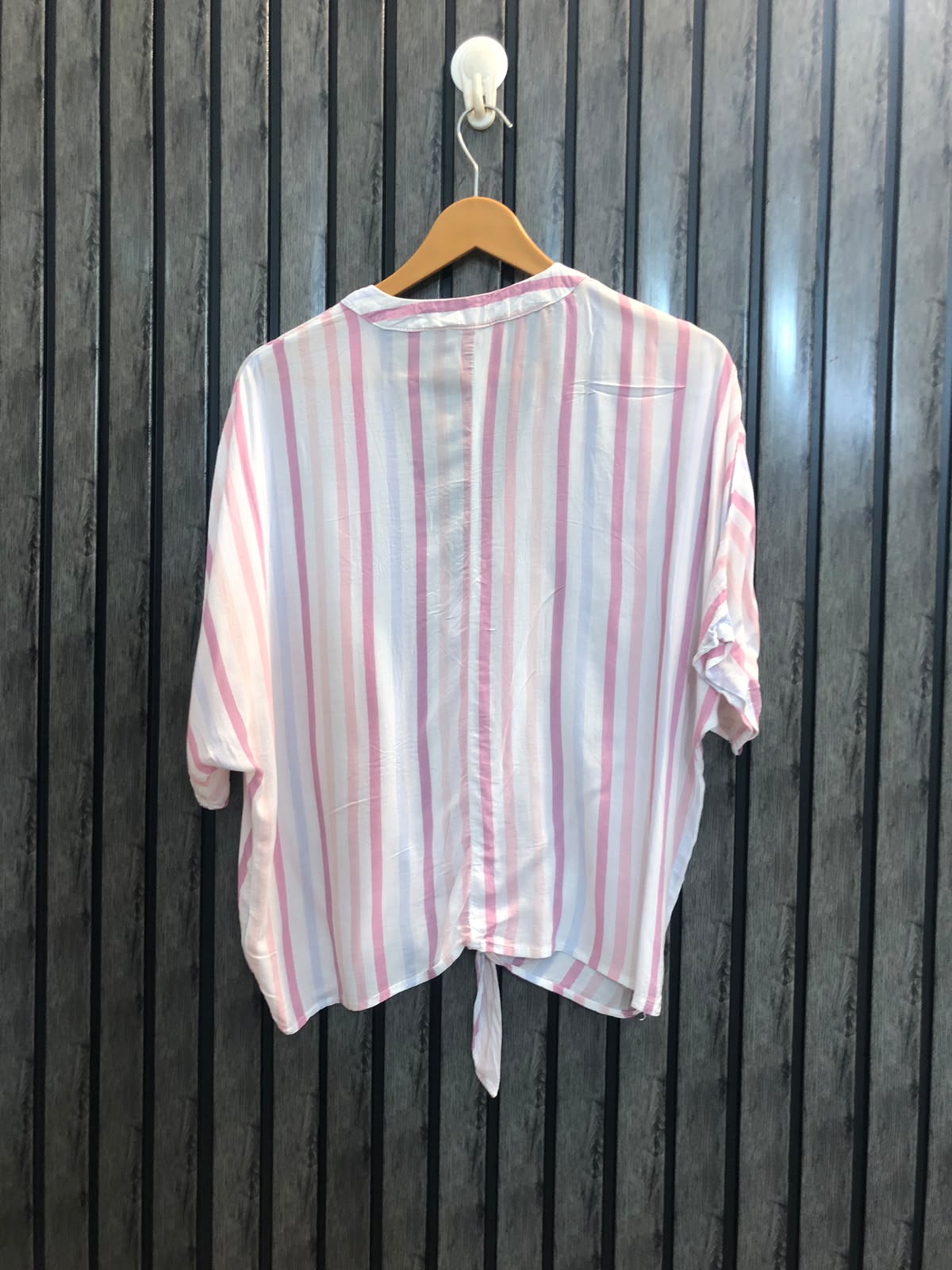 Chest medium  baggy style  Lenght 21  Fabric linen Women's Half Sleeve Top