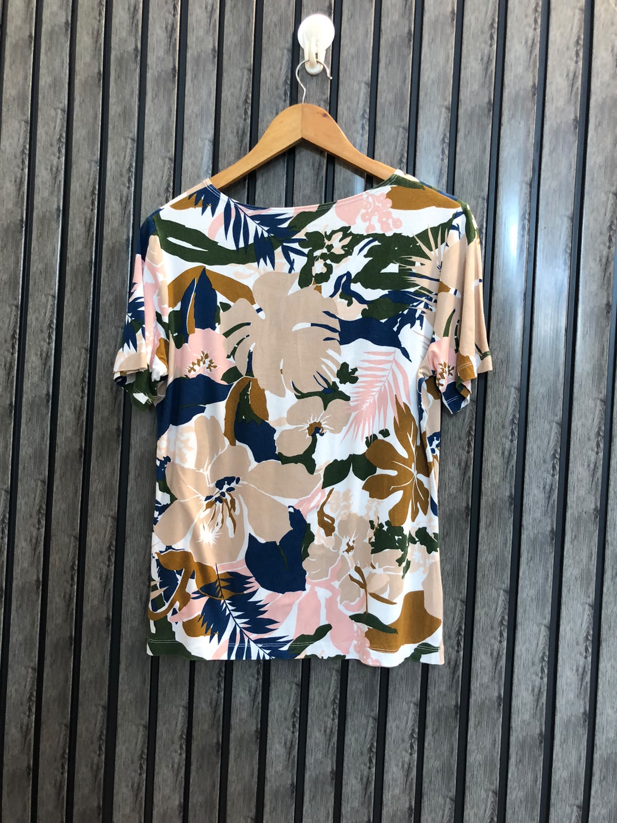 Chest 20  Lenght 23 Stylish Women's T-Shirts
