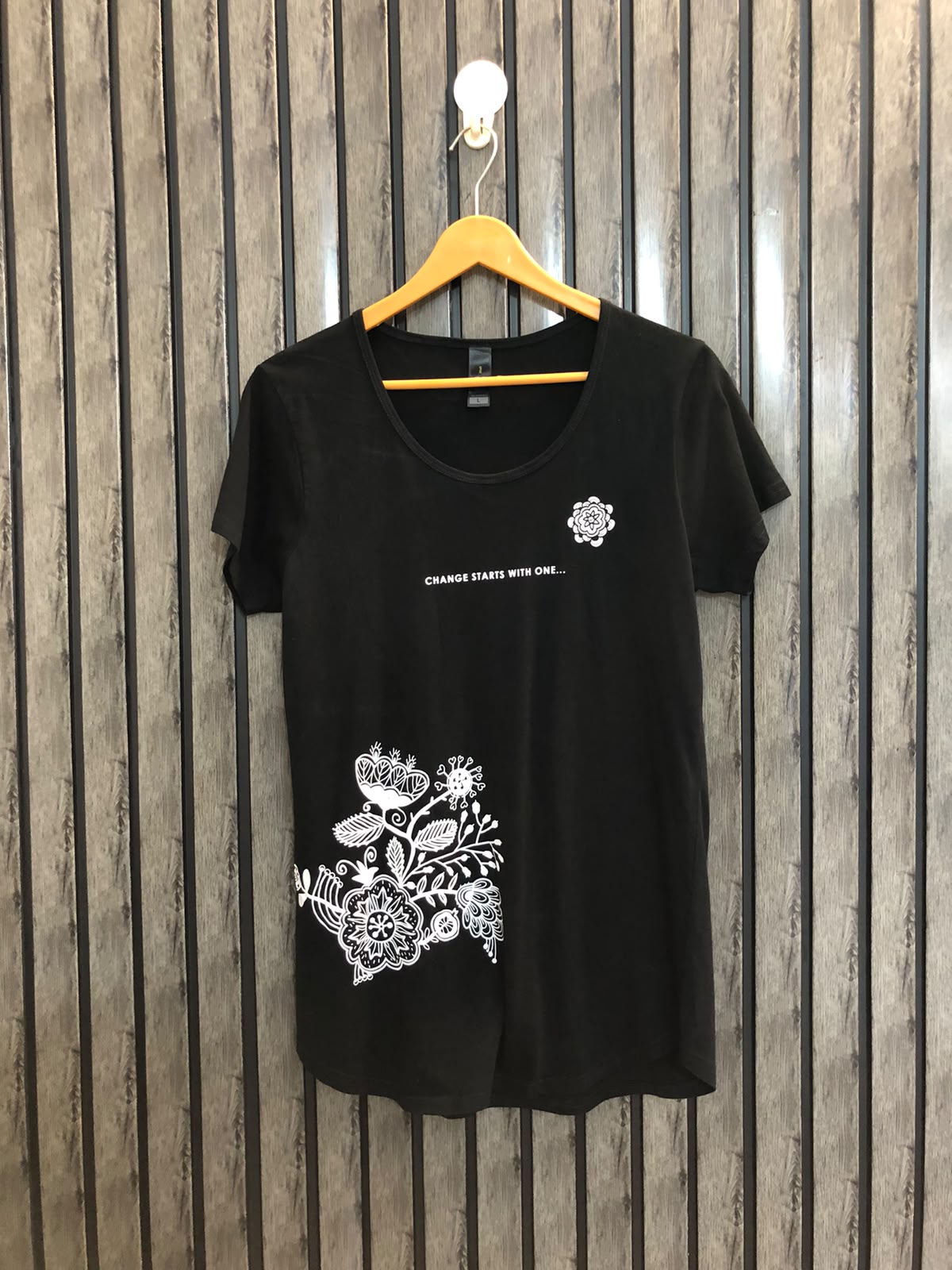 Chest 19  Lenght 26  Western Branded Ladies' T-Shirts