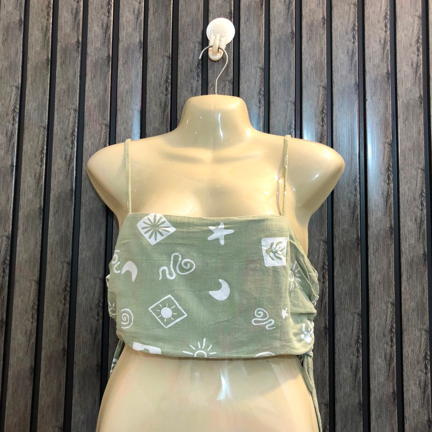 Chest Large  Length 11  Fabric Rayon Everyday Women's Crop Tops