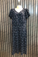 Chest 19  Lenght 40  Fabric silk Western Fashion Maxi Collection