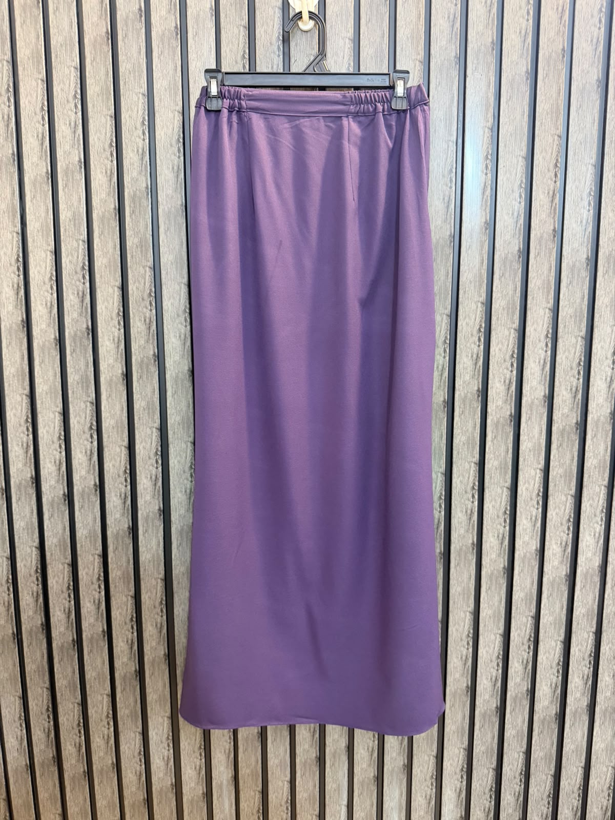 Waist 32  Length 39  Fabric Silk Women's Premium Skirt