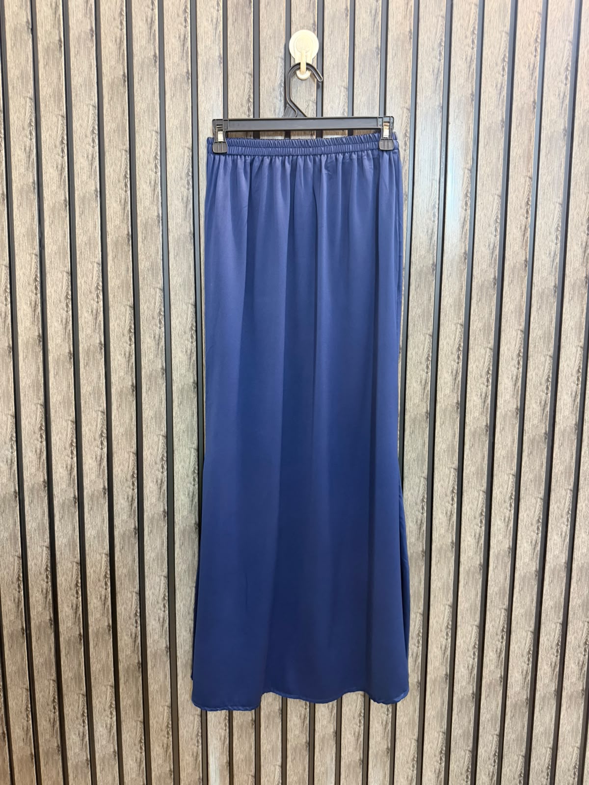 Waist 28  Length 38  Fabric Silk Modern Women's Skirt