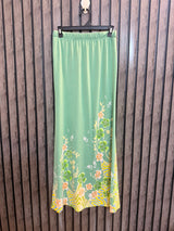 Waist 32  Length 40  Fabric Silk Women's Smart Skirt