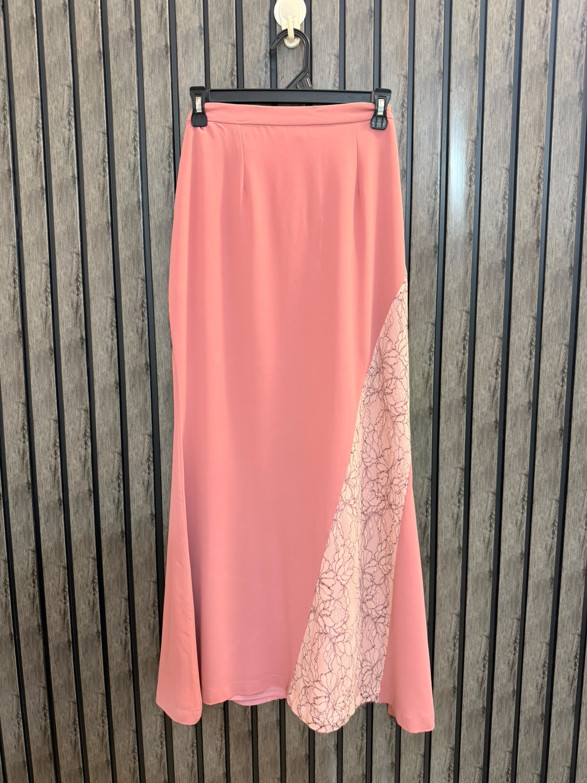 Waist 31  Length 47  Fabric Chiffon Women's Trend Skirt