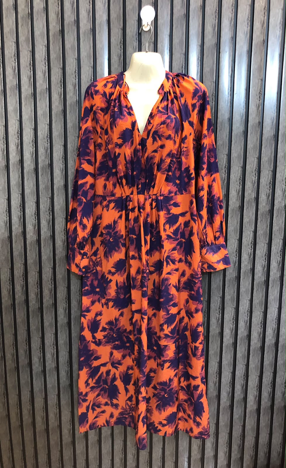 Chest 20  Lenght 50  Fabric silk Trendy Women's Long Maxi Wear