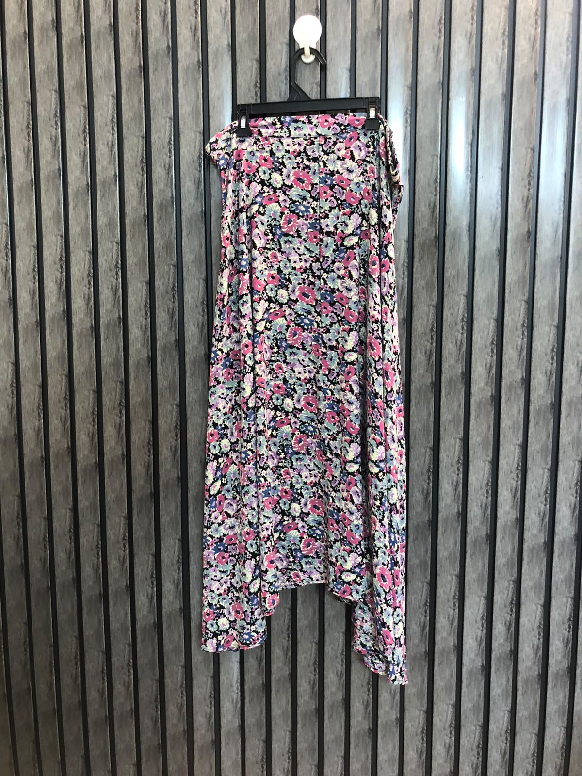 Waist 34  Length 33  Fabric Linen Women's Skirt Online