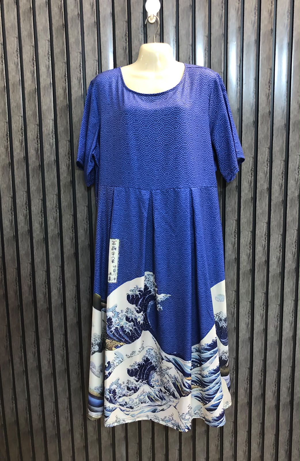 Chest 23  Length 45  Fabric Silk Luxury Women's Long Maxi Dress