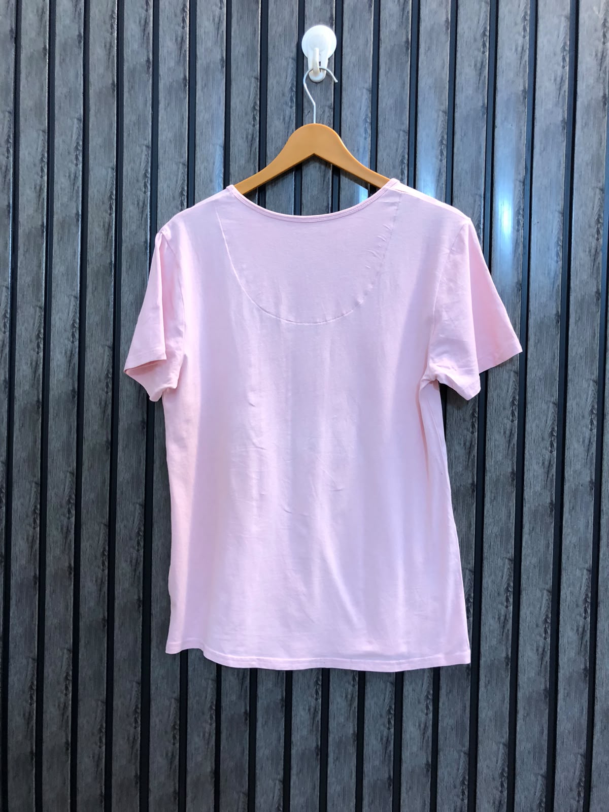 Chest 18  Length 25 Western Women's Apparel T-Shirt