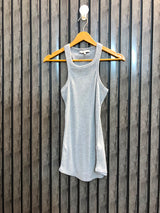 Chest 19  Length 26 Women's Signature T-Shirt
