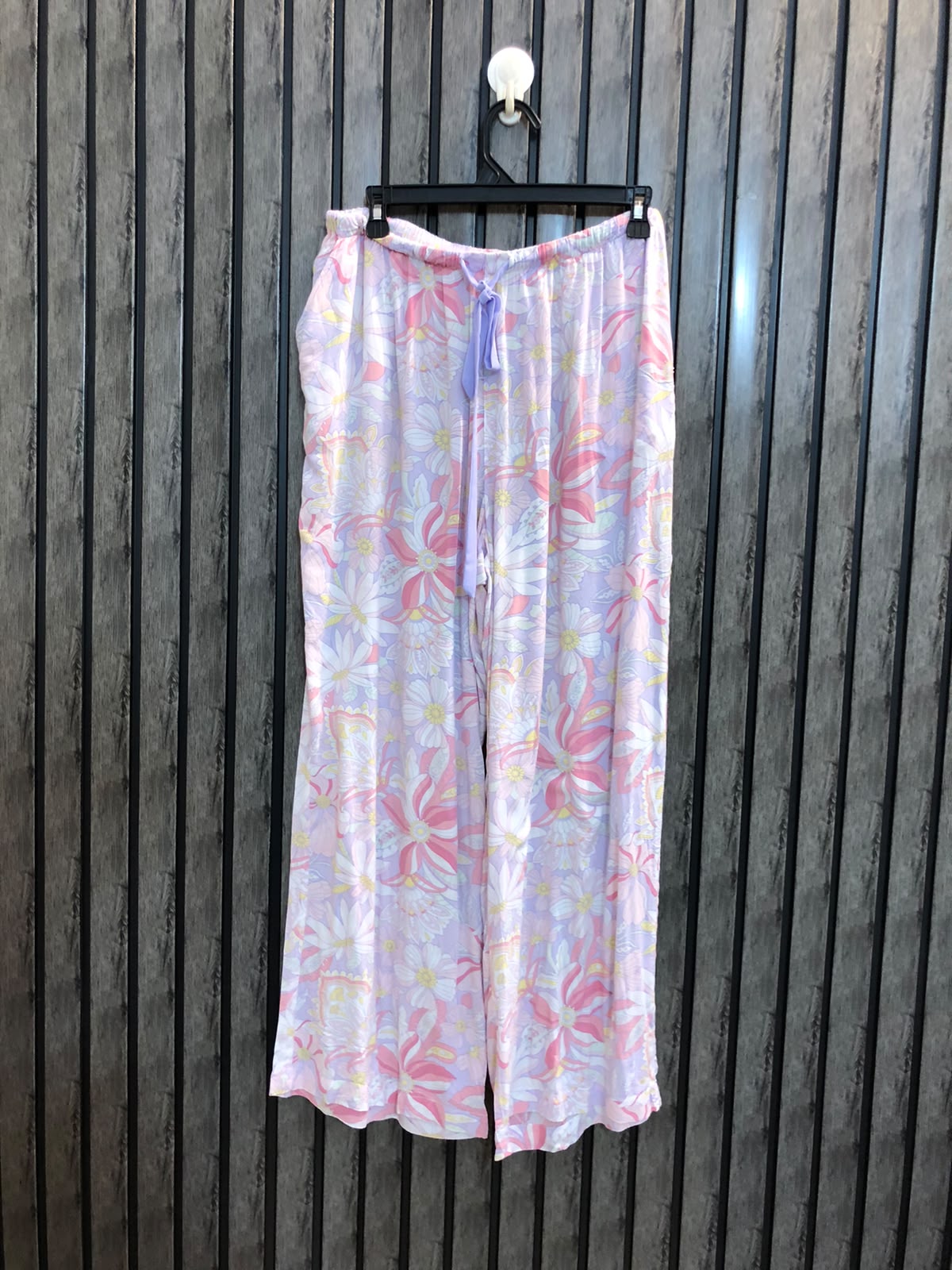 Waist 32  Lenght 37  Fabric linen  Branded Ladies Western trousers Collection