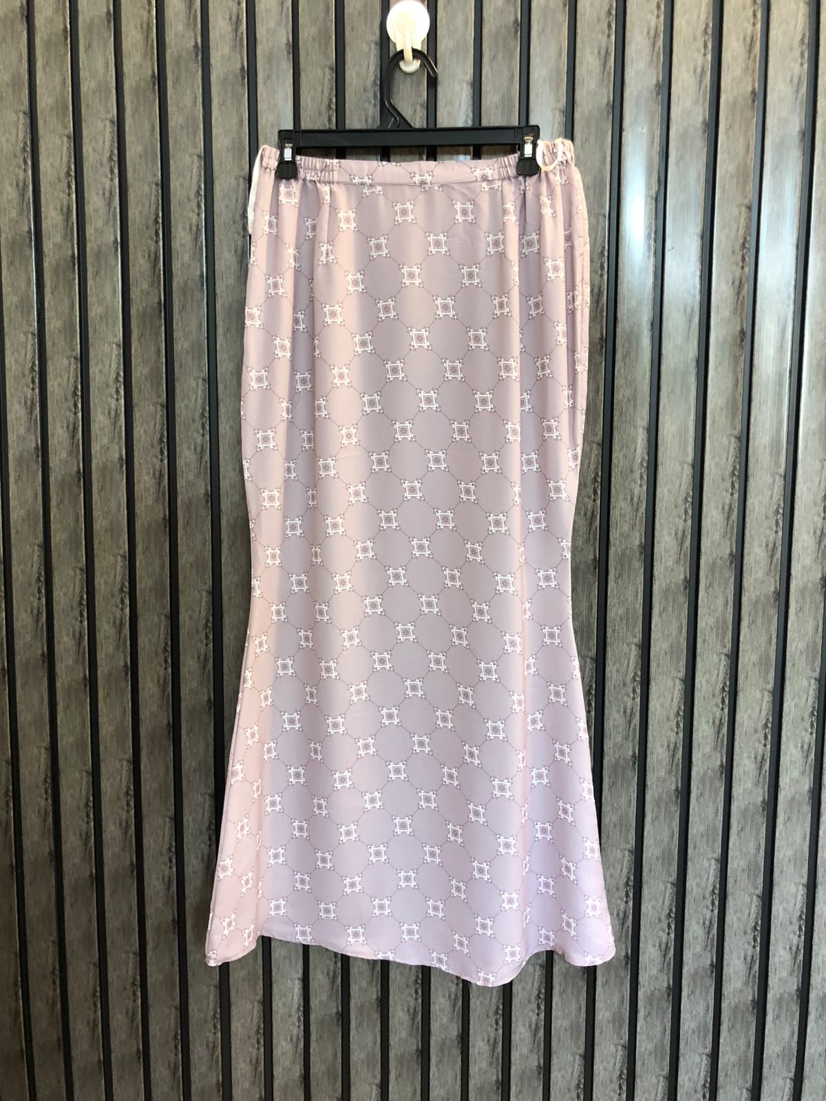 Waist 30  Lenght 37  Fabric silk Women's Elegant Skirt