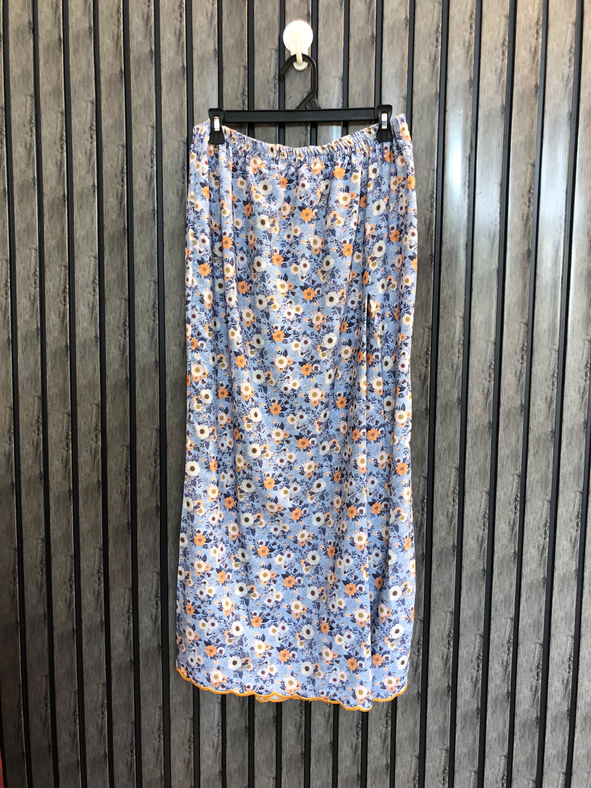 Waist  36  Lenght 36  Fabric silk Women's Everyday Skirt
