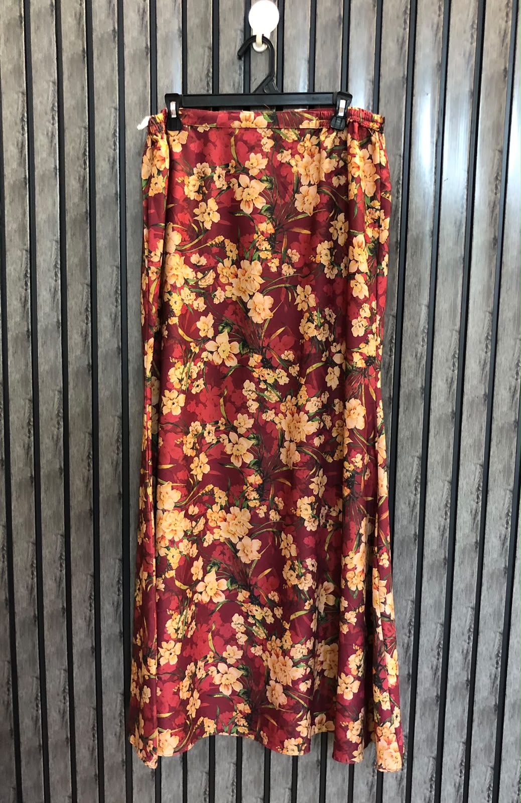 Waist 38 Lenght 42  Fabric silk Women's Luxury Skirt