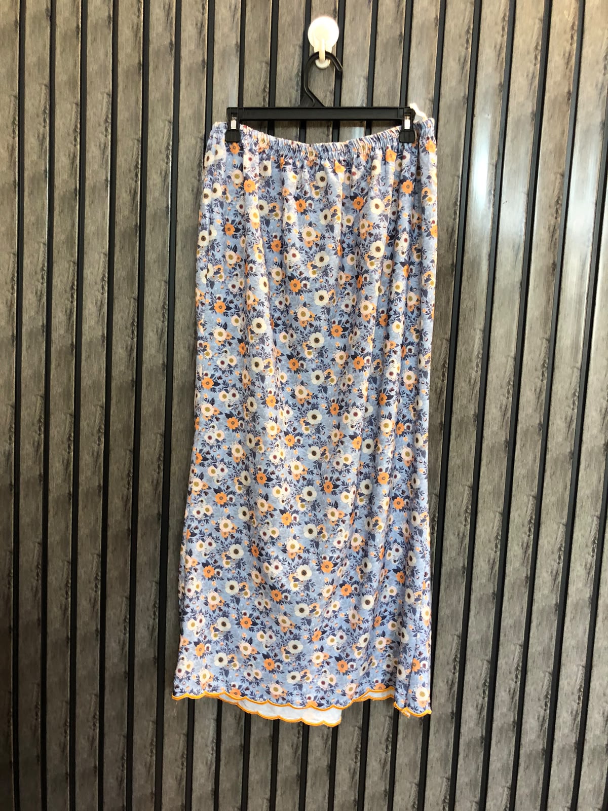 Waist  36  Lenght 36  Fabric silk Women's Everyday Skirt